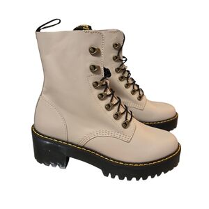 Dr. Martens Leona Women's Lace Up Platform Heel Boots Taupe Leather Size 10 NEW